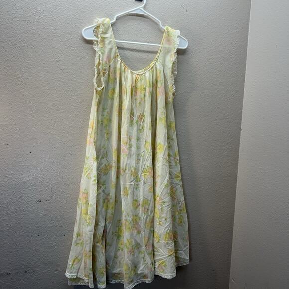 Vintage Colony Club Yellow Floral Cottagecore Nightgown Sz M Lace Peignoir 70s - Picture 1 of 9